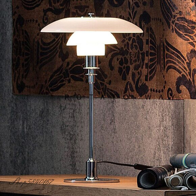 Lampe de table Louis Poulsen PH 3/2